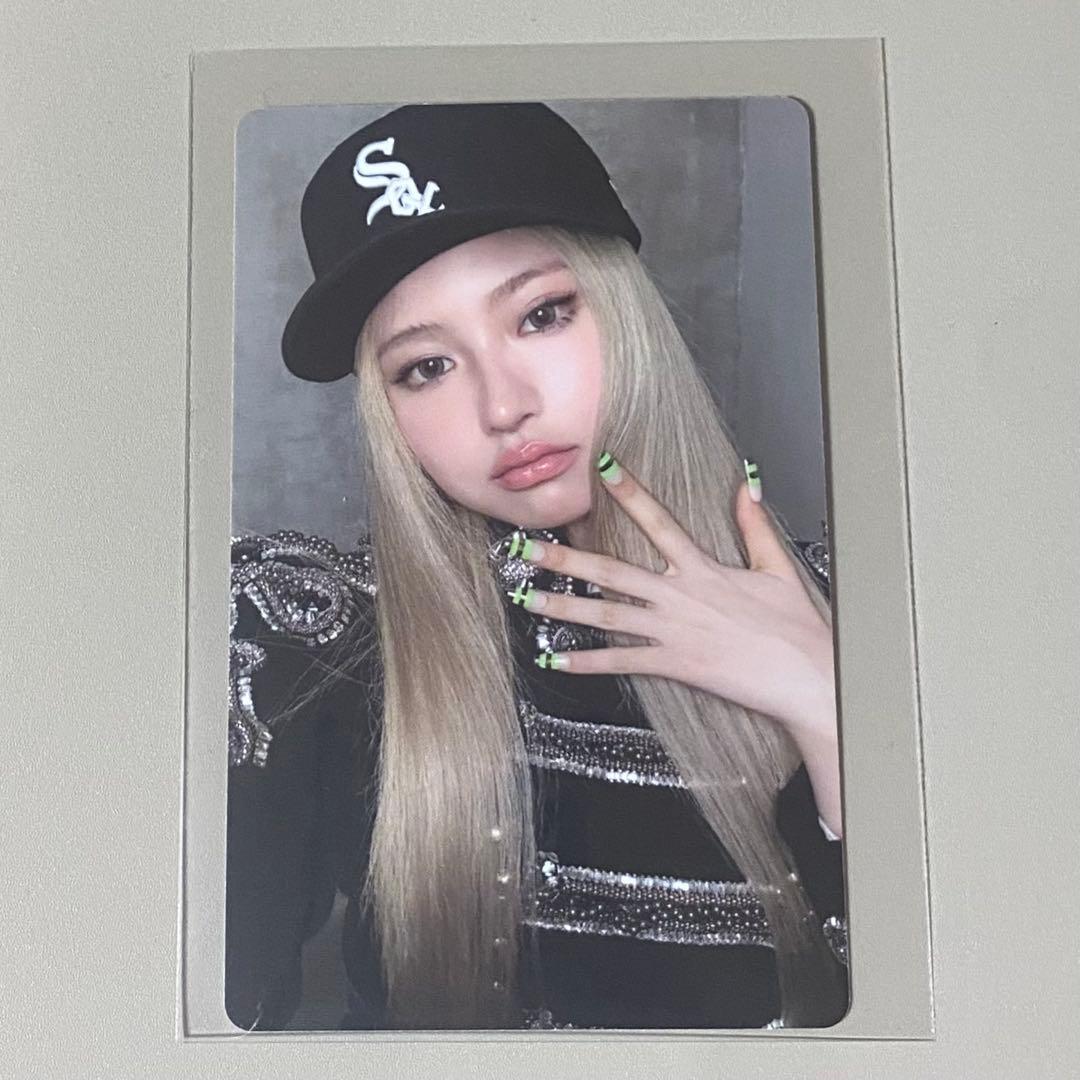 KiiiKiii ハウム トレカ Delulu Pack - メルカリ