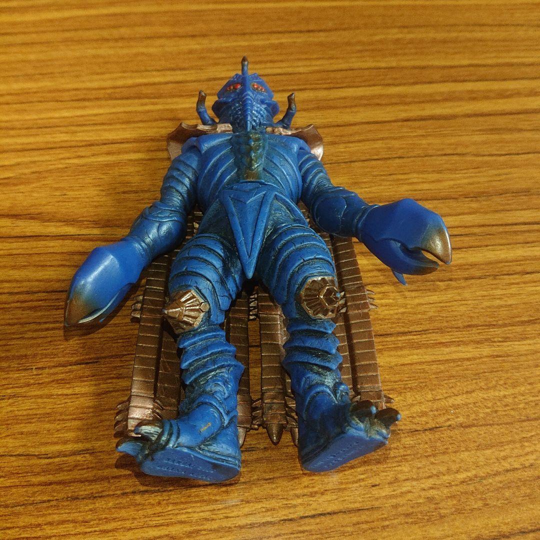 絶版/テンペラー星人 2006 ソフビ - メルカリ