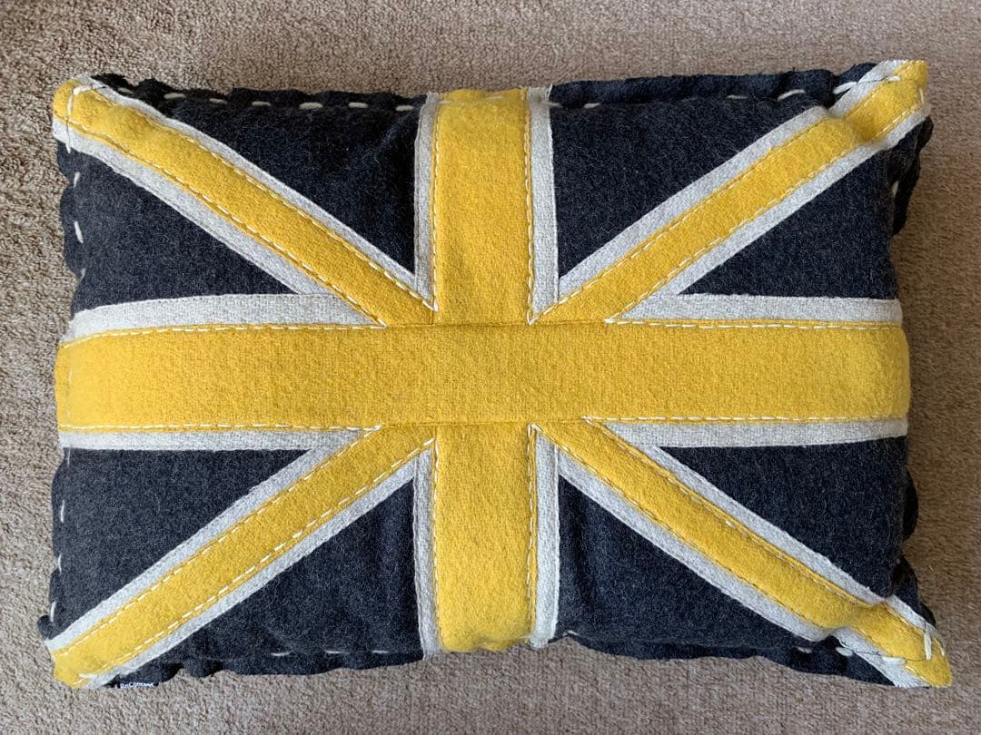 BoConcept購入。ユニオンジャック柄クッション2点SET