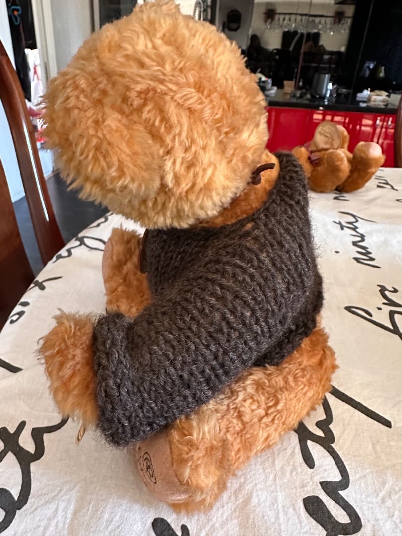 ニュージーランド製 Robin Rive テディベア