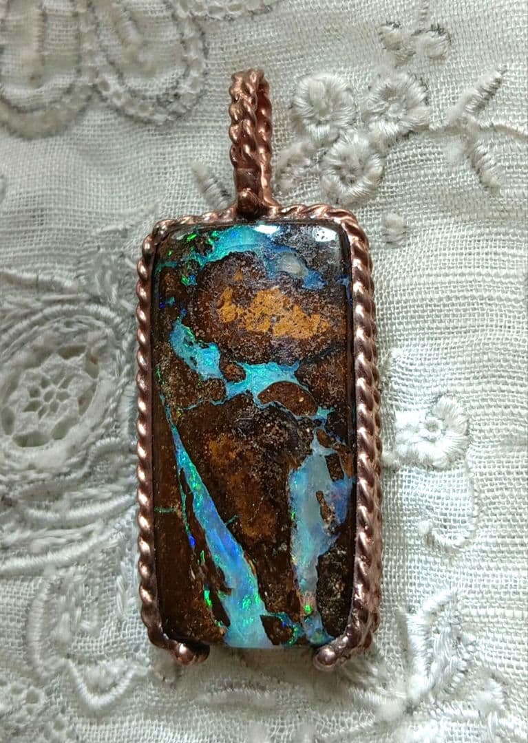 ❤22.5㌌〚ボルダーオパール〛✨✨