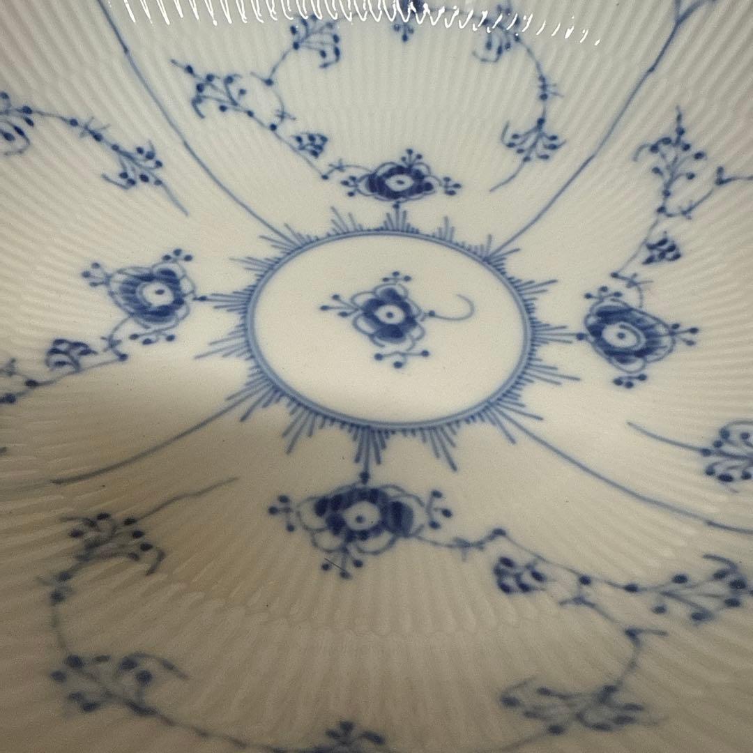 未使用　デンマーク製ロイヤルコペンハーゲン ブルーフルーテッドプレイン ボウル