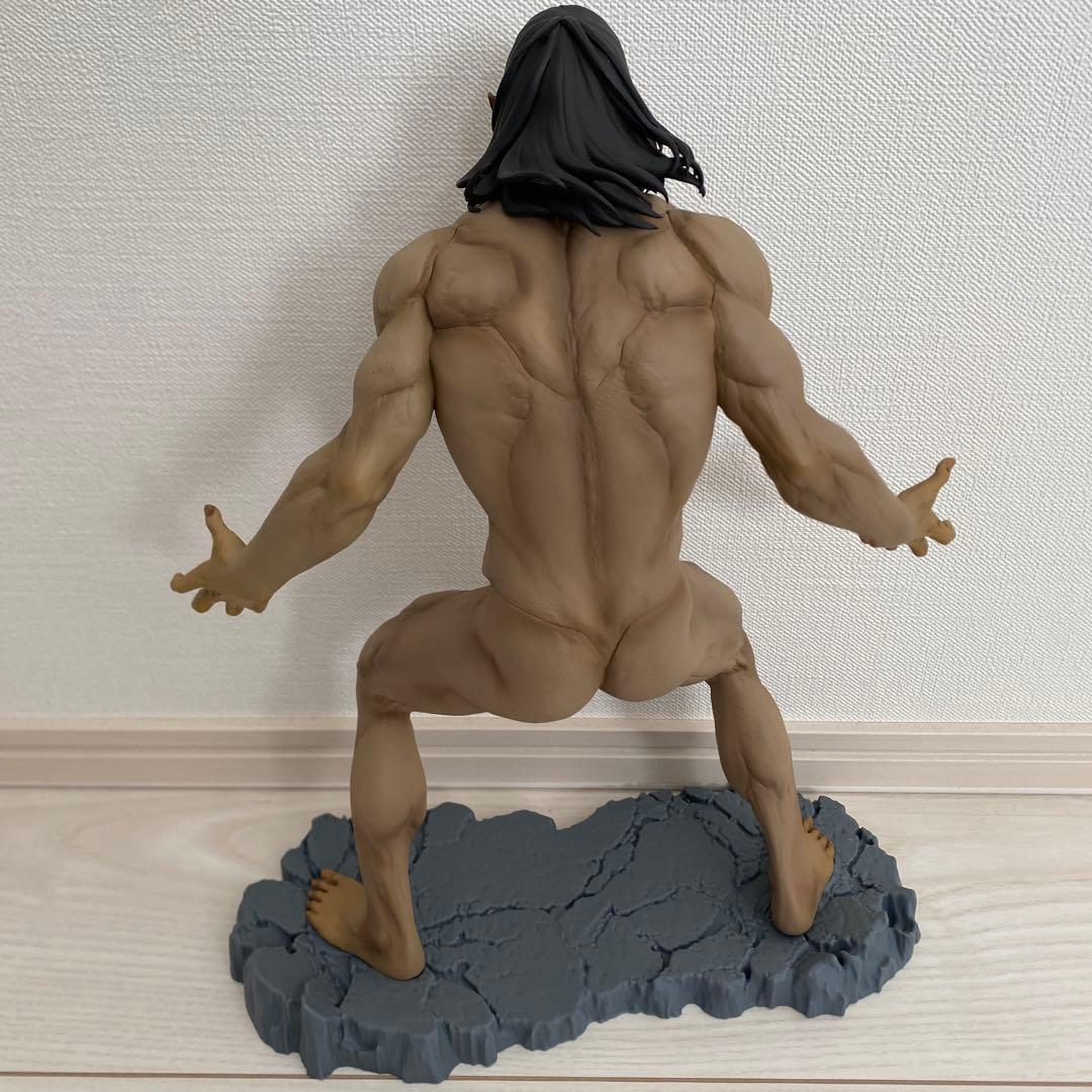 1番くじ　エレン巨人　メガインパクトフィギュア　Attack on Titan