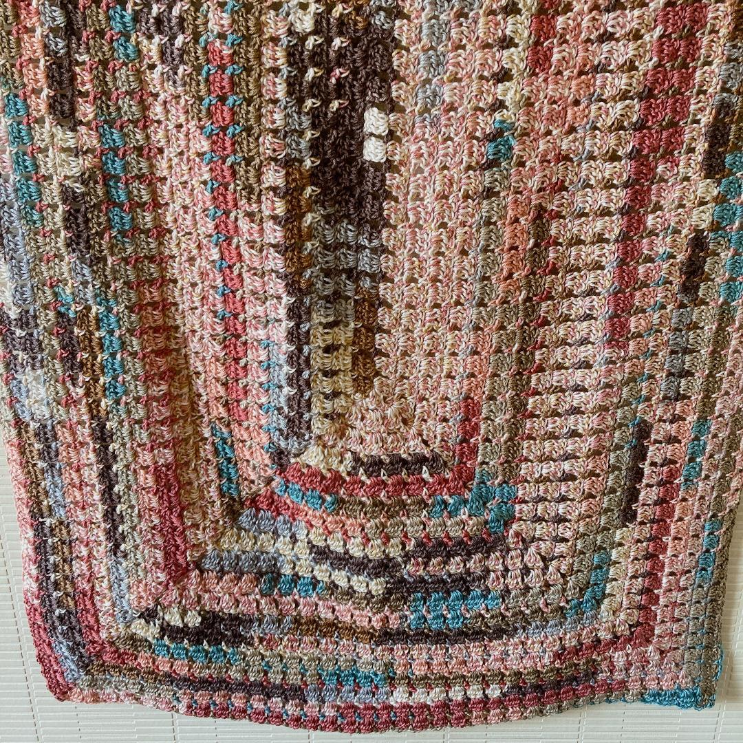 ブランケット　マルチカバー　長方形　手編み　カラフル　ハンドメイド　膝掛け