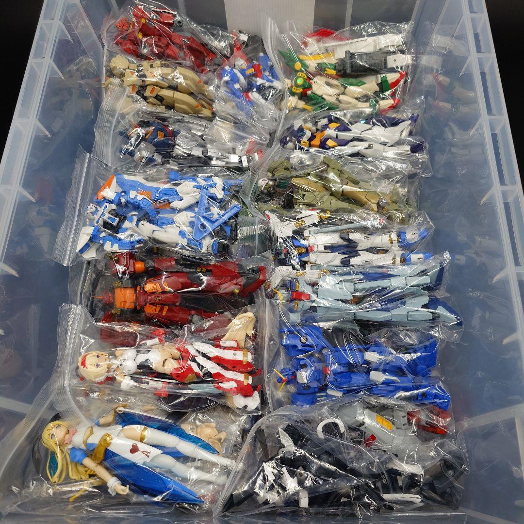 ガンプラ ジャンク品 大量セット (8) 約175体 - メルカリ