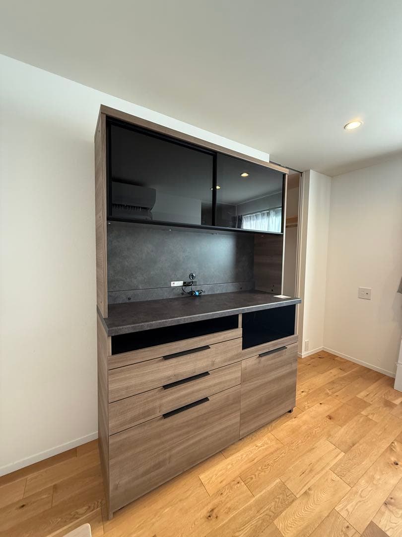 【定価20万円超】パモウナ 食器棚 140cm 日本製 引き出し天板付き 美品