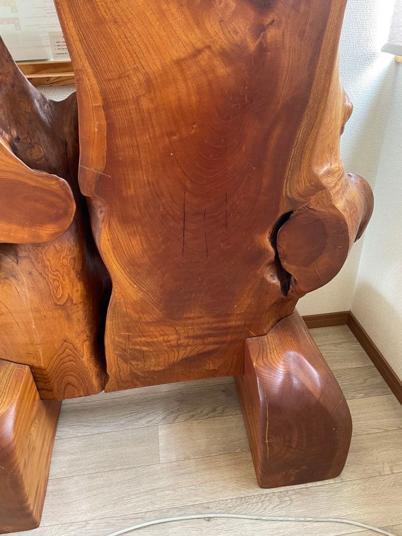 【美品】木工　工芸品　一枚板衝立 一枚板 天然木 衝立 間仕切り 木彫り 彫刻