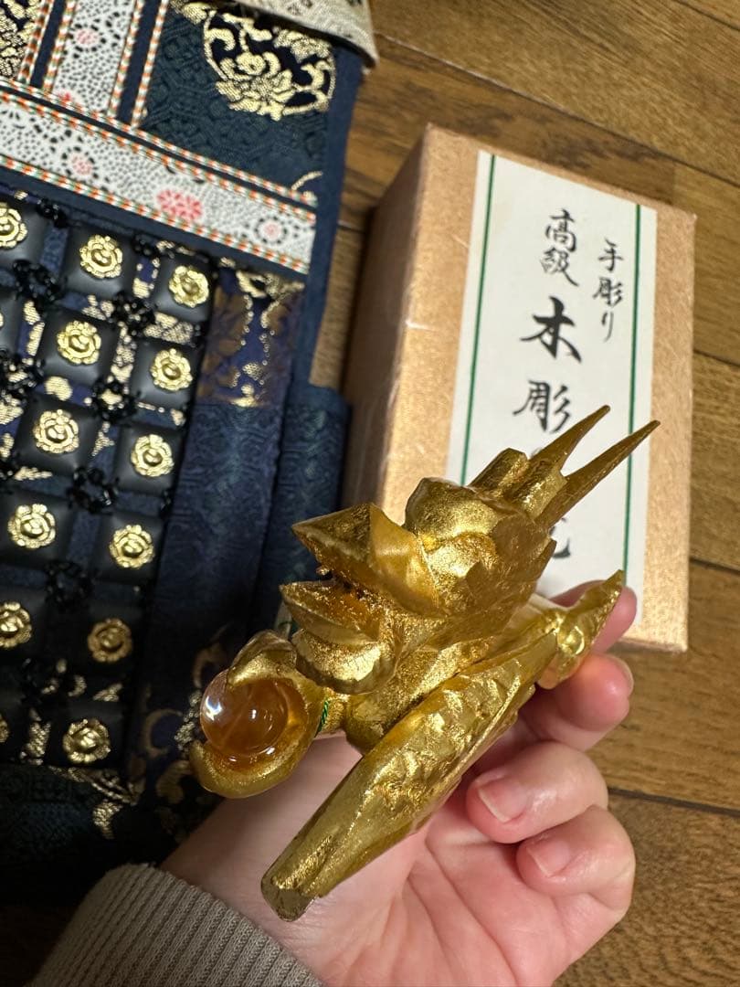 五月人形 豪華な兜と武具付き　子供の日　男の子