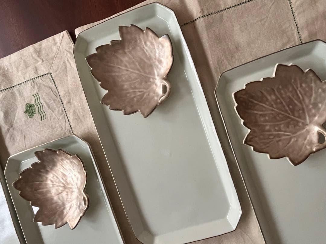 ☆私の部屋　鈴木陽子さん作　プレート2種　4セット銀彩