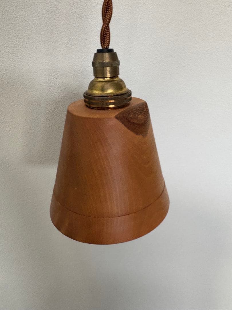 大澤知美さんのランプシェード