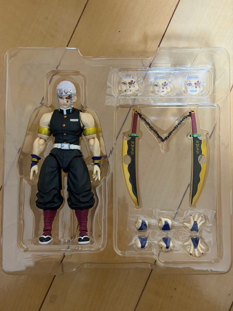 buzzmod 鬼滅の刃　宇髄　宇髄天元　バズモッド　フィギュア　フィギュアーツ