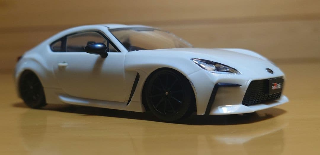 1/32トヨタGR86プラモデル青島文化教材社白色　完成品ミニカー中古品