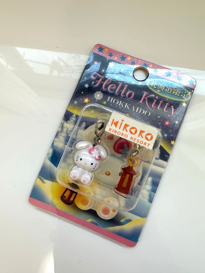 ご当地キティ 北海道限定雪うさぎペアファスナーマスコット 未開封未