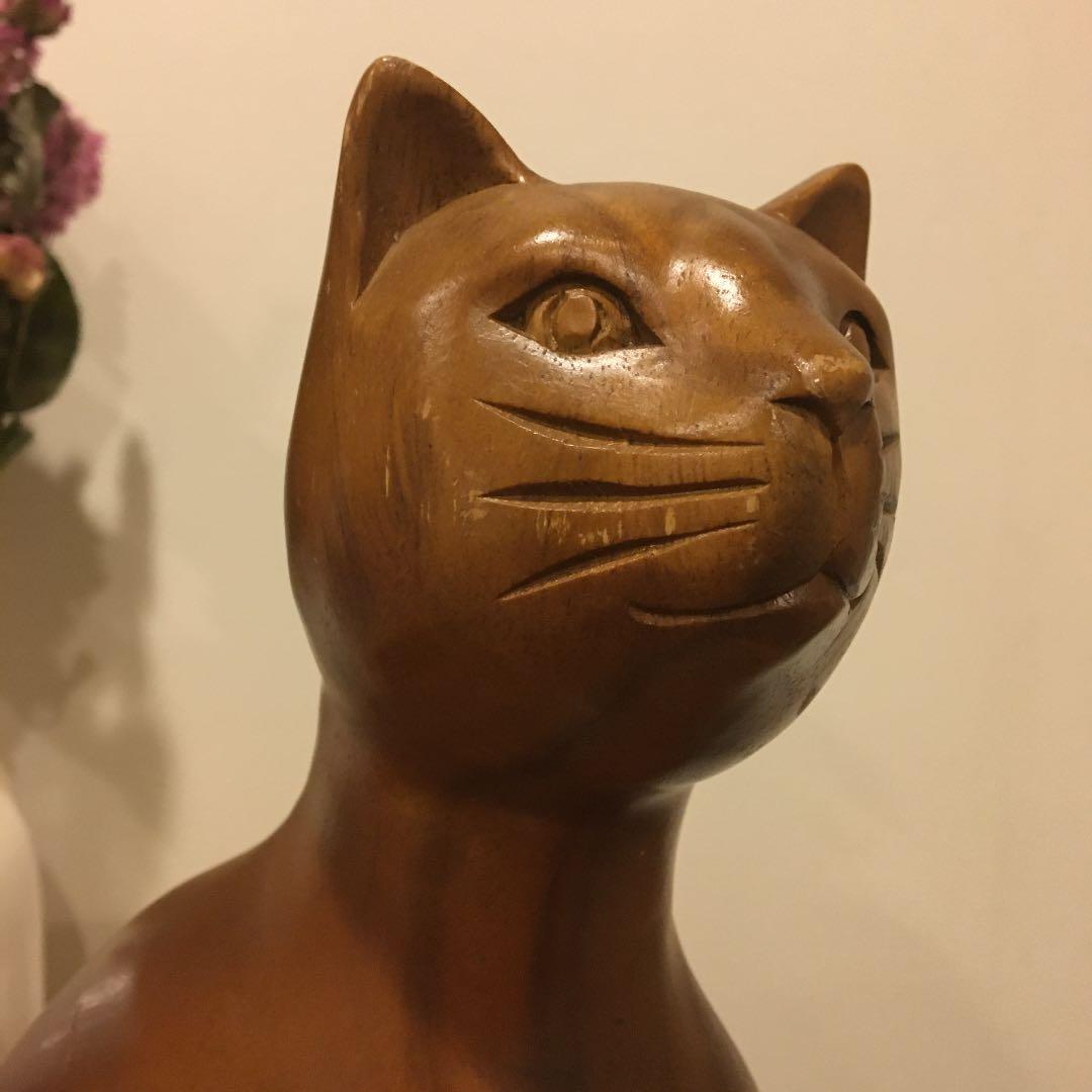 ビンテージ 上品で賢そうな猫ちゃんの高さ約30cm特大な黒檀木彫りの彫刻