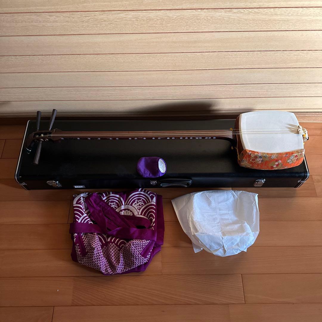 三味線本体 細棹 ハードケース付き 秋田三味線 長唄等 ３弦 訳あり