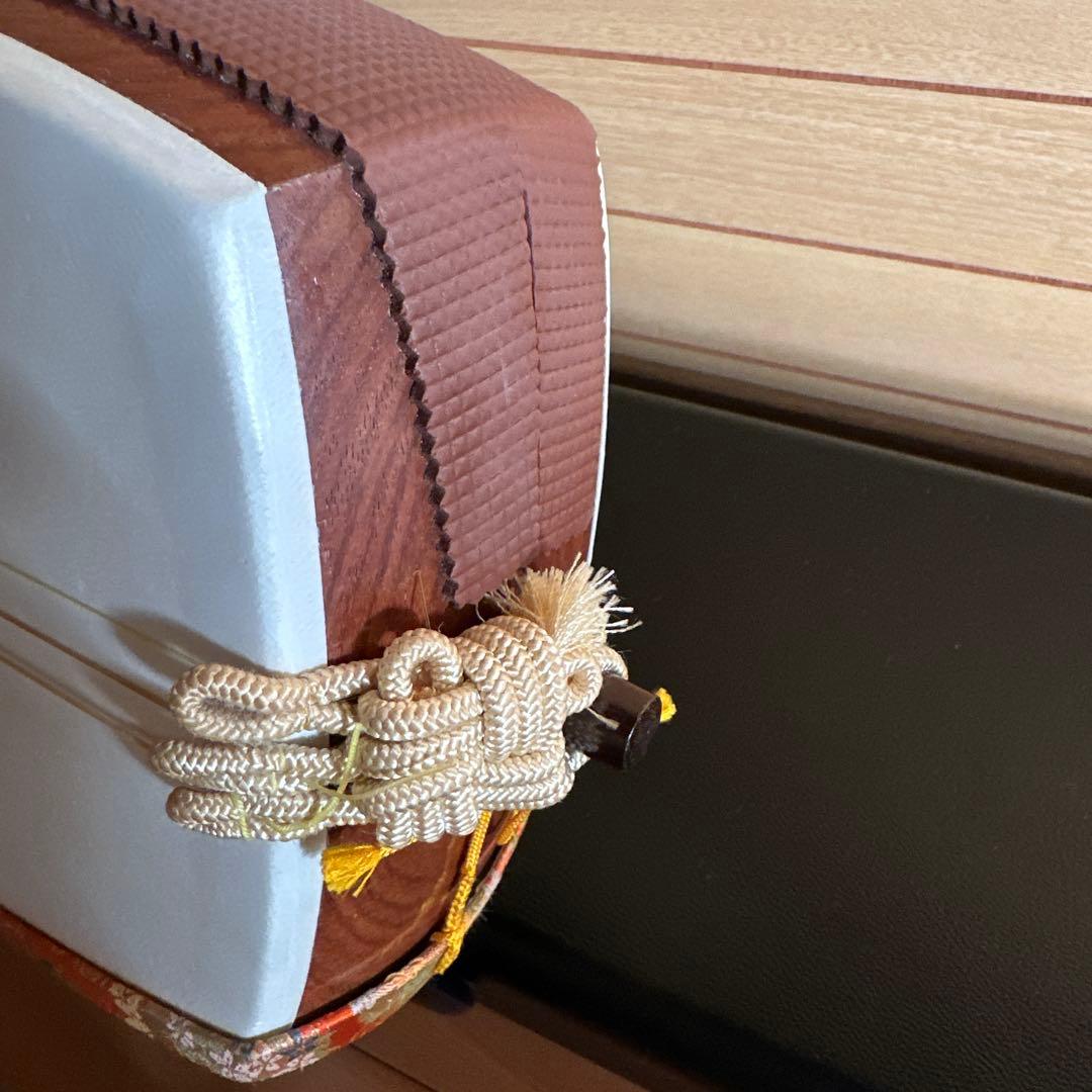 三味線本体 細棹 ハードケース付き 秋田三味線 長唄等 ３弦 訳あり