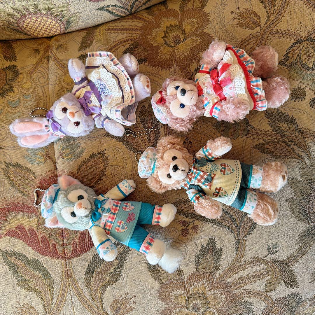 ダッフィー ぬいぐるみバッジ ハートウォーミングデイズ 2020 - メルカリ