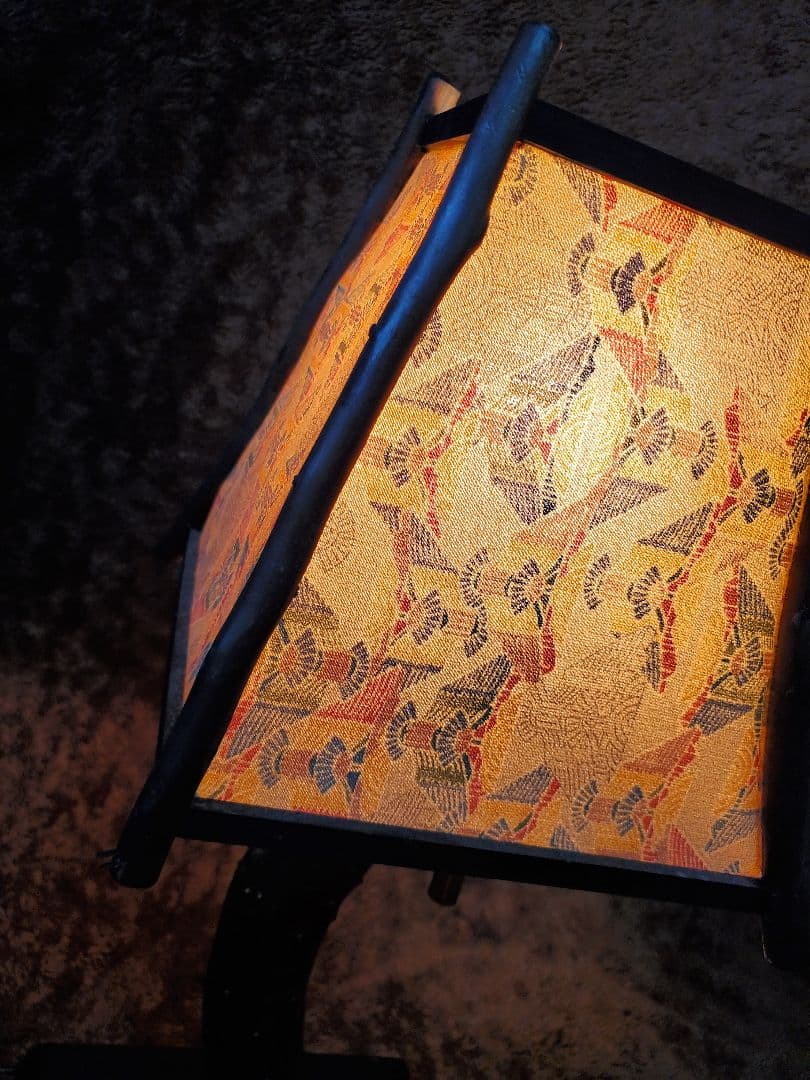 雰囲気のあるランプ　伝統工芸品