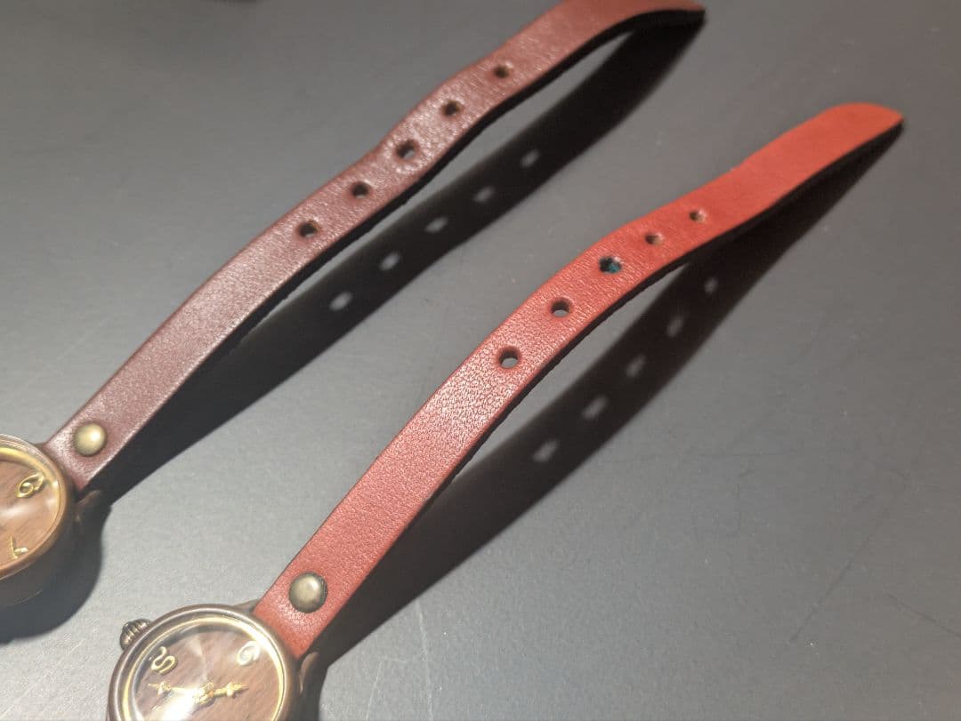 廃盤・新品未使用 vie ハンドメイド時計 男女兼用 茶、焦茶2点セット