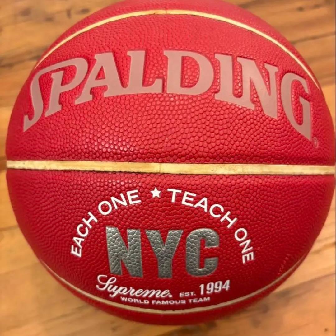 Supreme シュプリーム 小物セット バスケットボール、ミニバット、チェーン