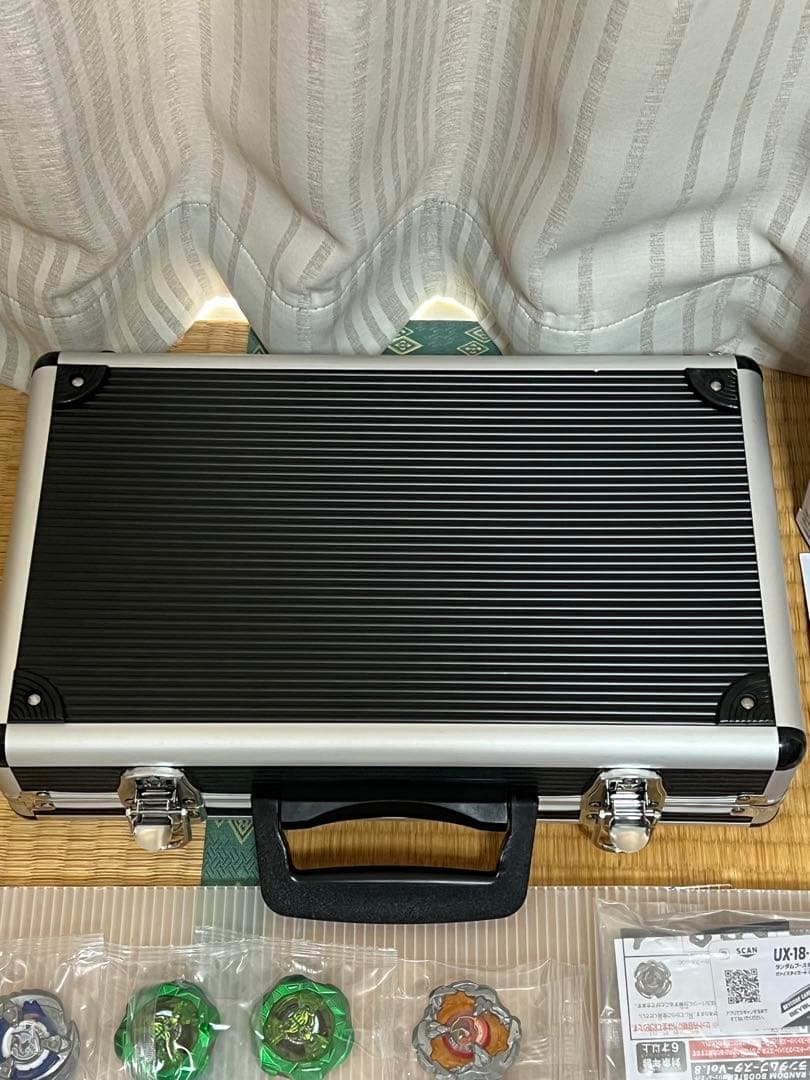 ベイブレードX まとめ売り ケース付 バラ売り不可