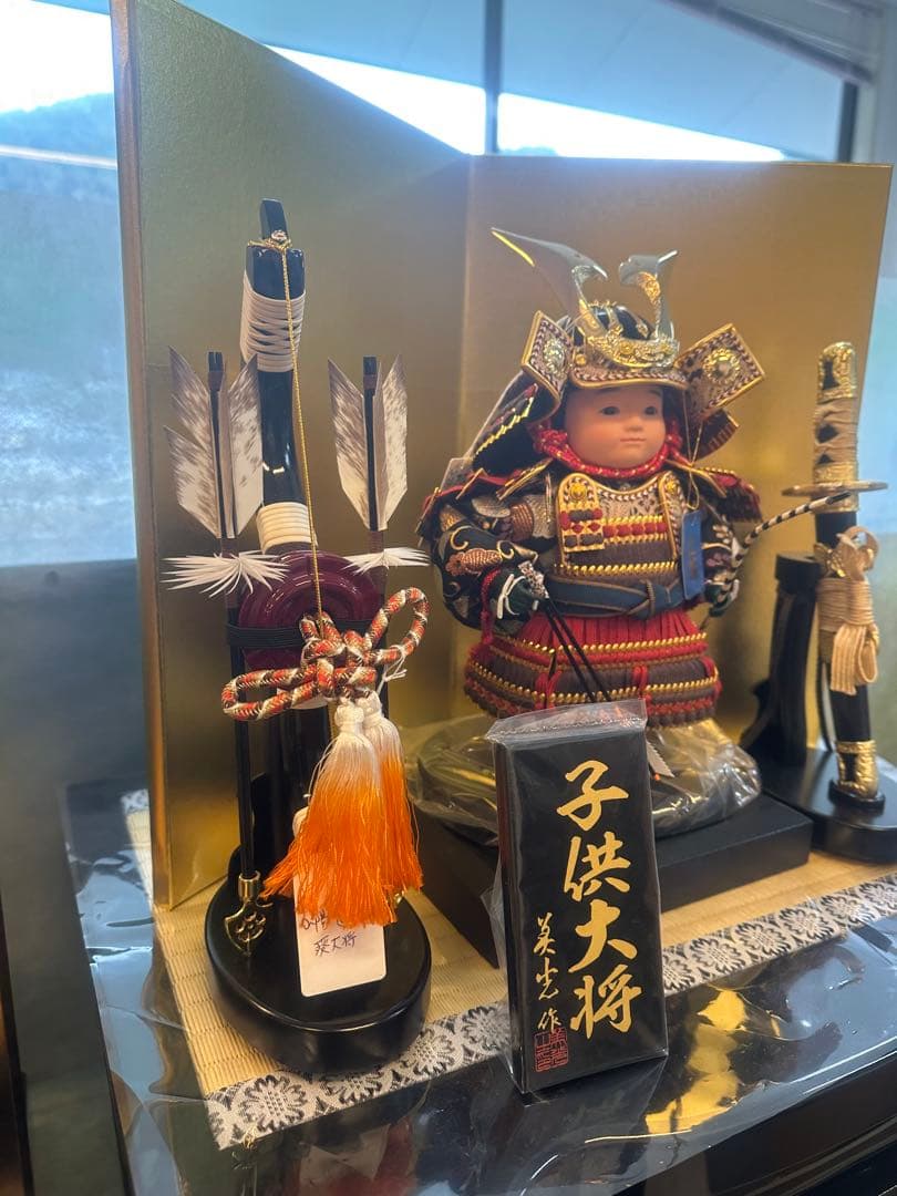 五月人形子供大将飾り正絹鎧着コンパクト収納飾り金屏風付き 新品未使用