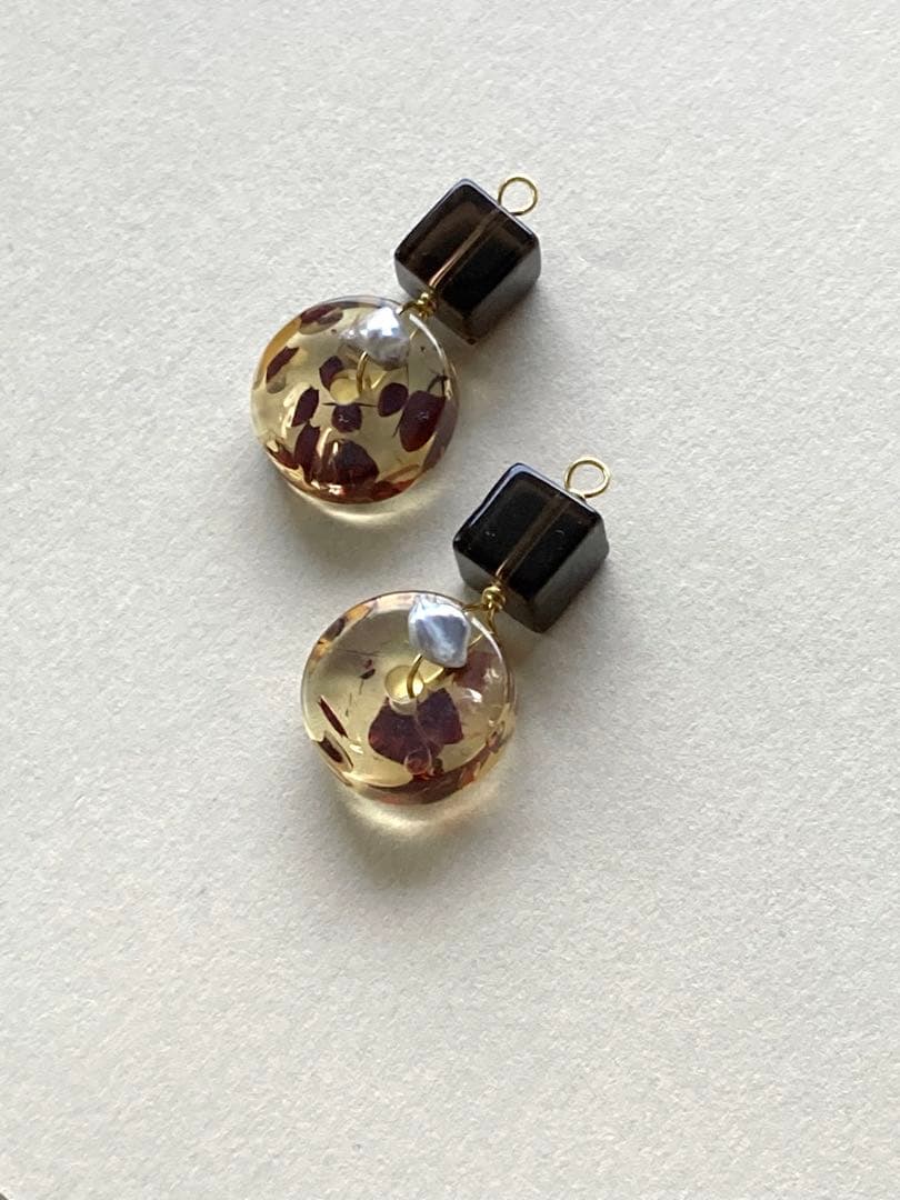 no.247 あこや真珠と秋のスモーキー