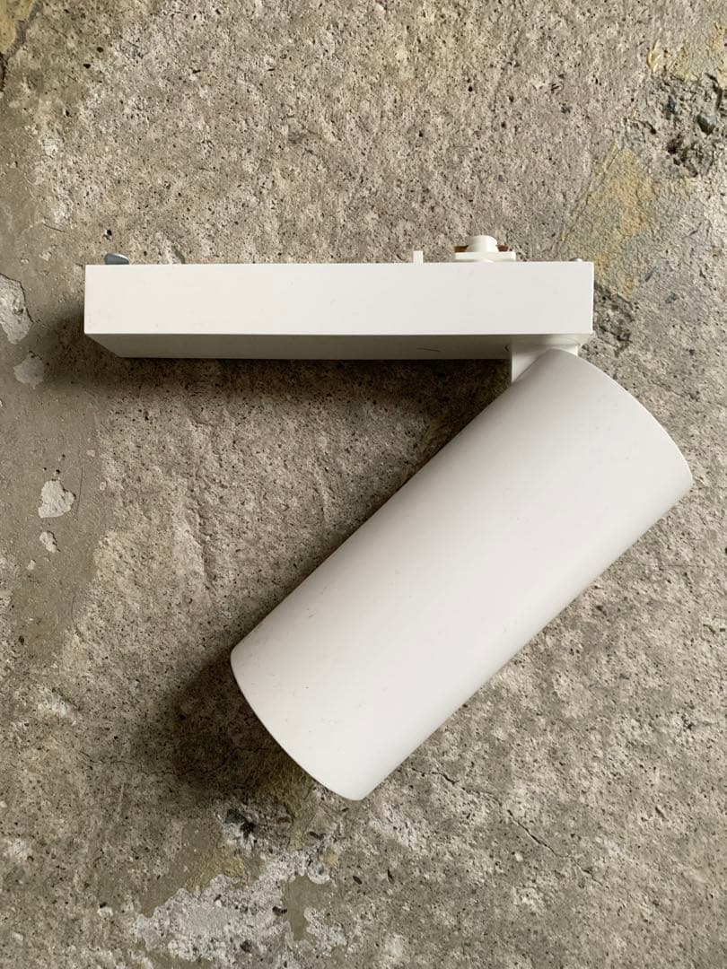 KOIZUMI製 XS703707WW LEDスポットライト／13個セット