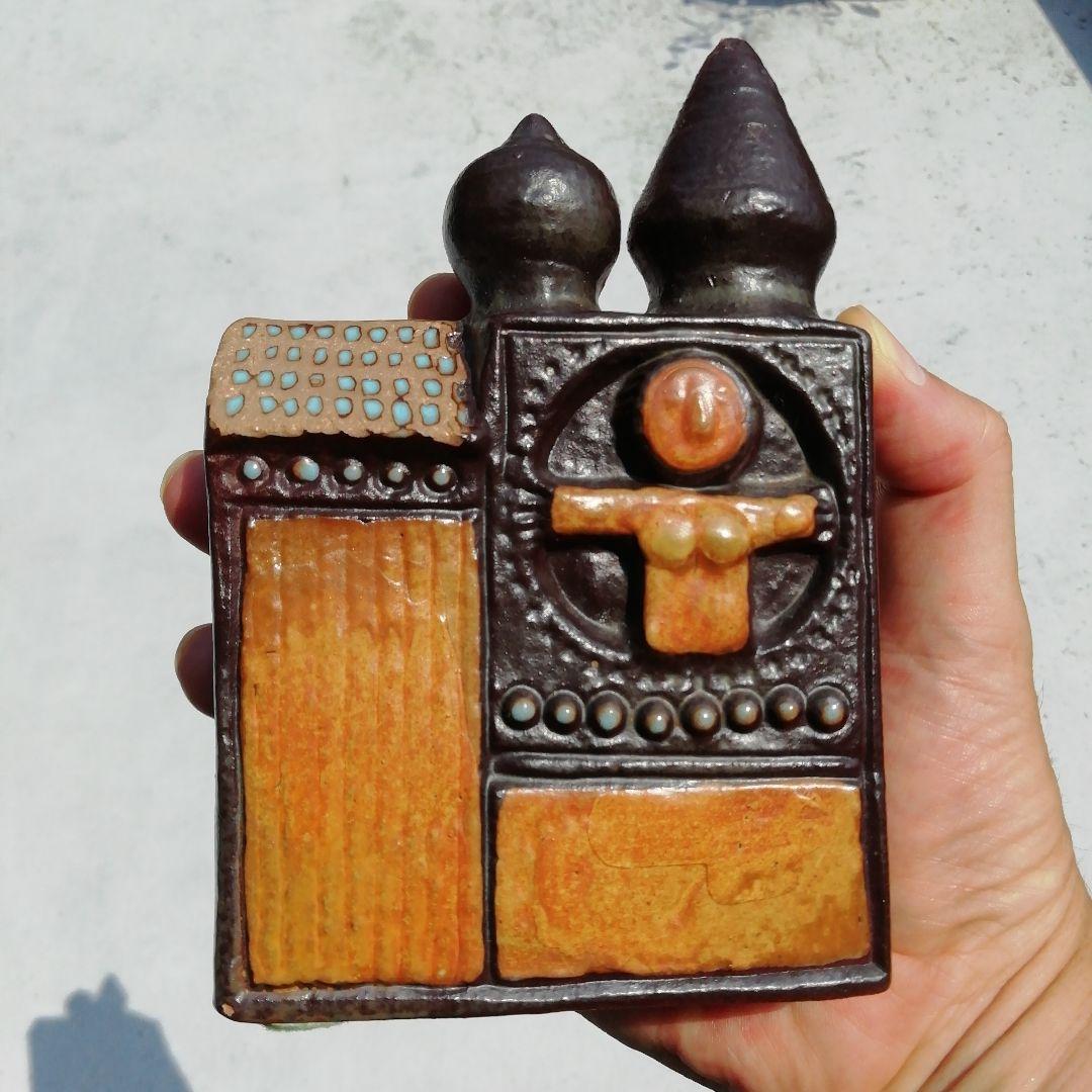 グスタフスベリ Bagdad 4　まるい窓の家 Bertil Vallien