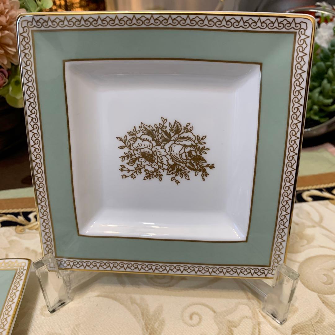 未使用　ウェッジウッド コロンビア　セージグリーン スクエアプレート　トレイ