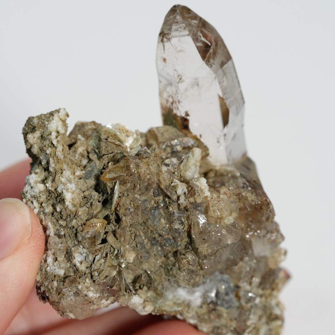 【内包模様が綺麗】バイオタイトinクォーツ 64×34×53mm