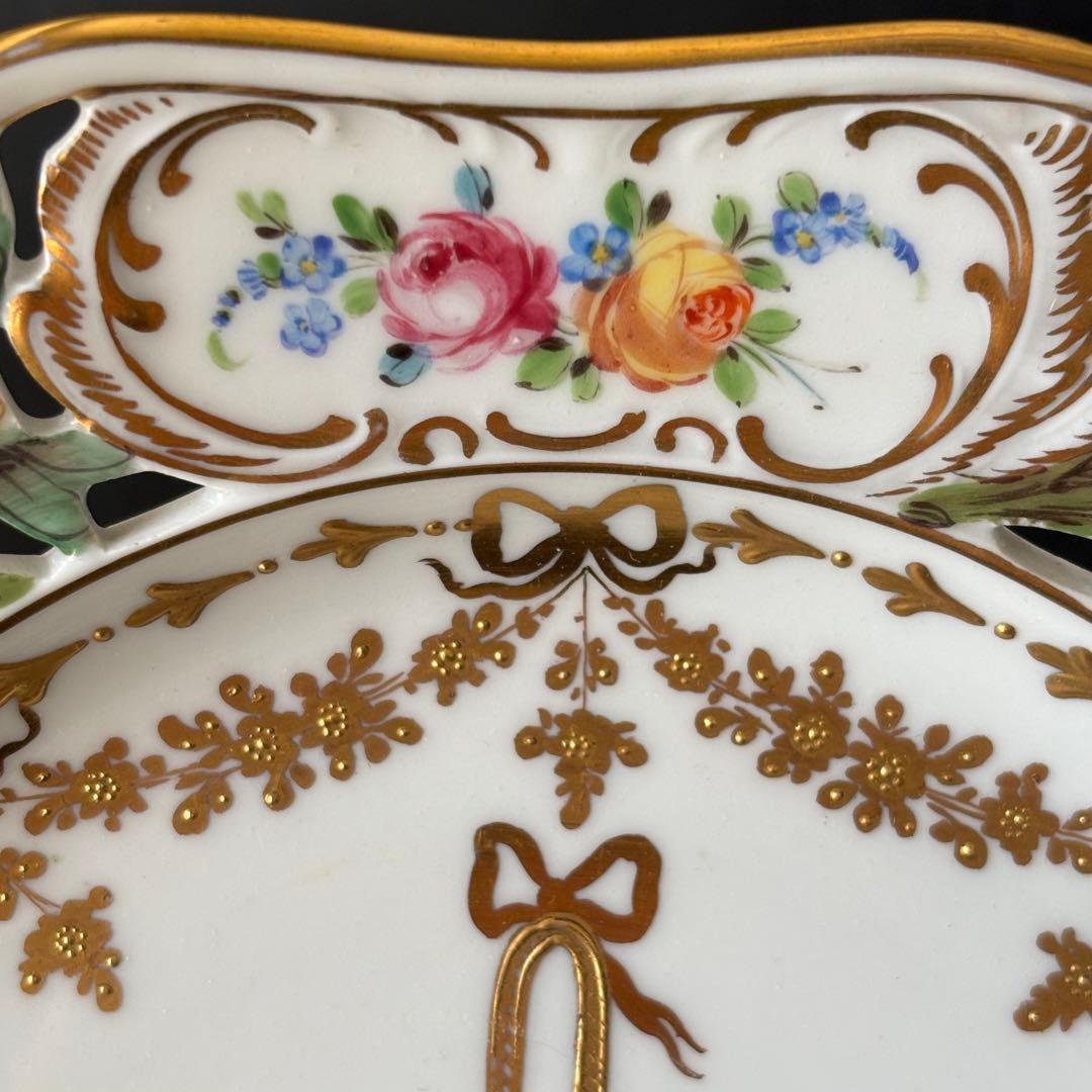 ドレスデン　カールティーメ工房　花かご　リボン　コンポート