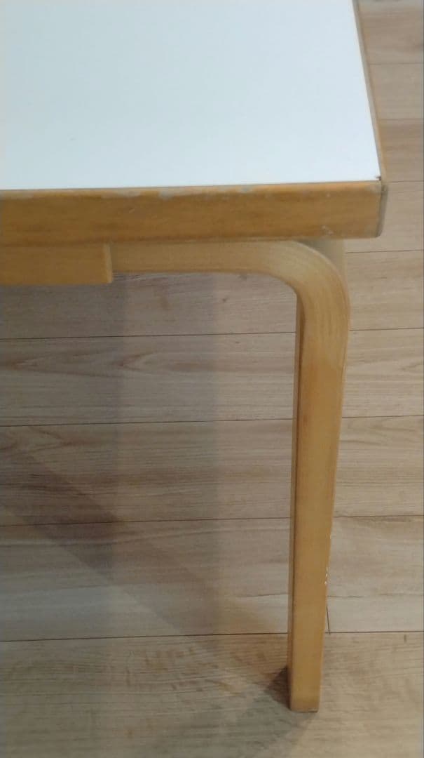 Alvar Aalto（アルヴァ・アアルト）テーブル【ビンテージ】