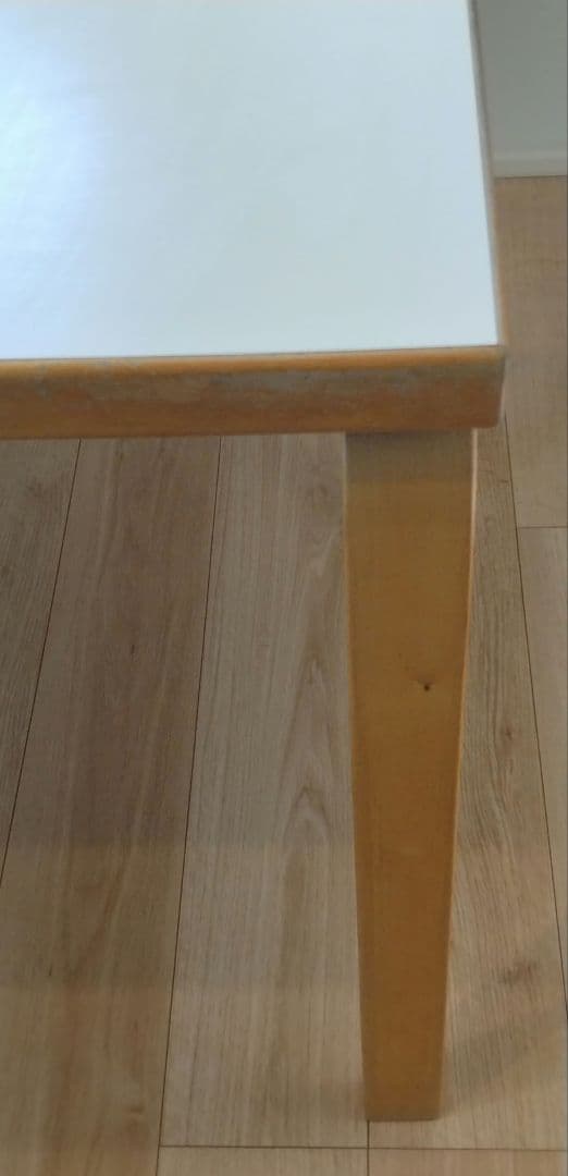 Alvar Aalto（アルヴァ・アアルト）テーブル【ビンテージ】