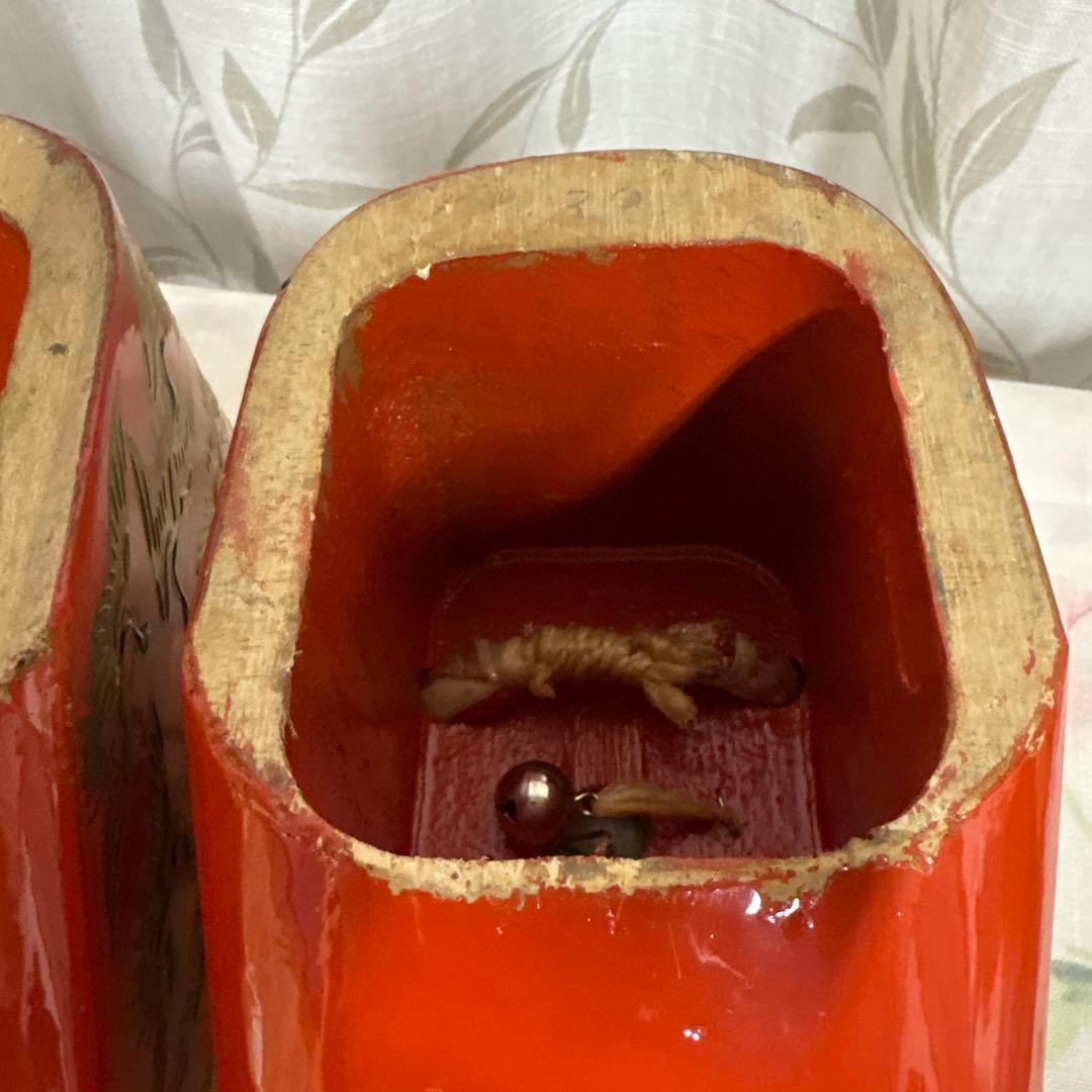 赤い鶴模様の木製　こっぽり