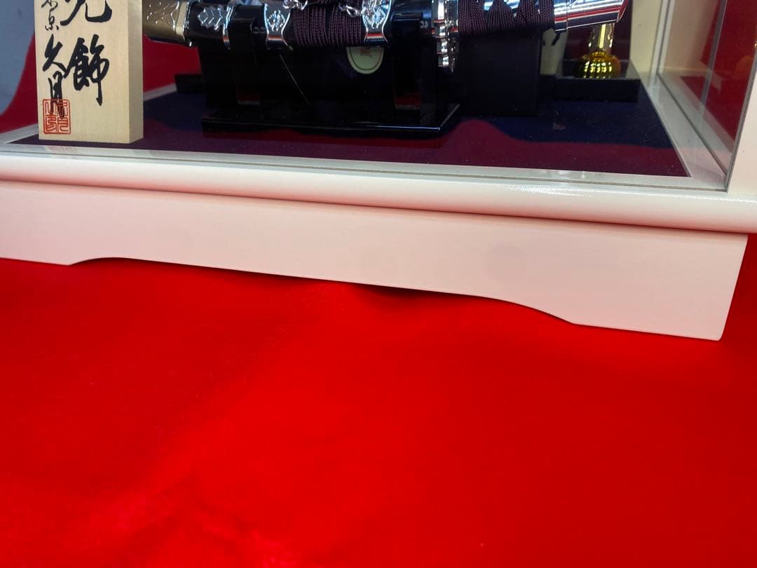 東京久月　五月人形　シルバー兜飾り　白塗りガラスケース入