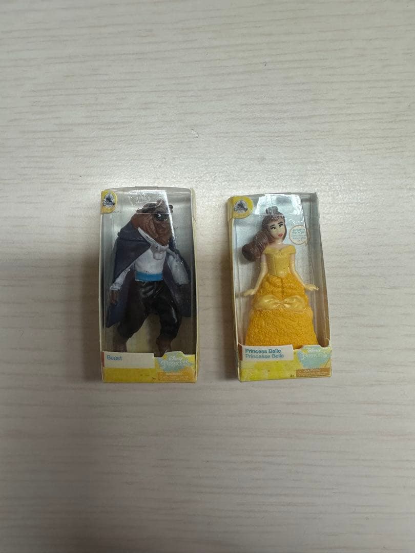 美女と野獣ミニチュアフィギュアセット - メルカリ