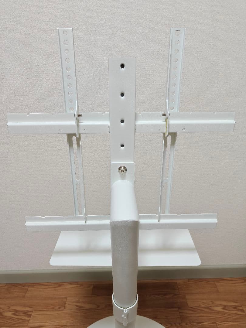 【廃盤】EQUALS Wall ホワイト スタンド式テレビ台 円形ベース