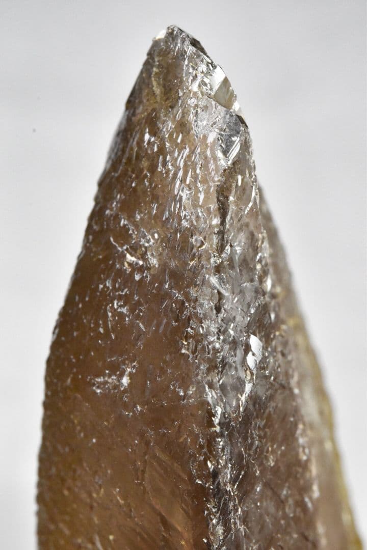 タンザニア産 2022年産出モンドスモーキークォーツ