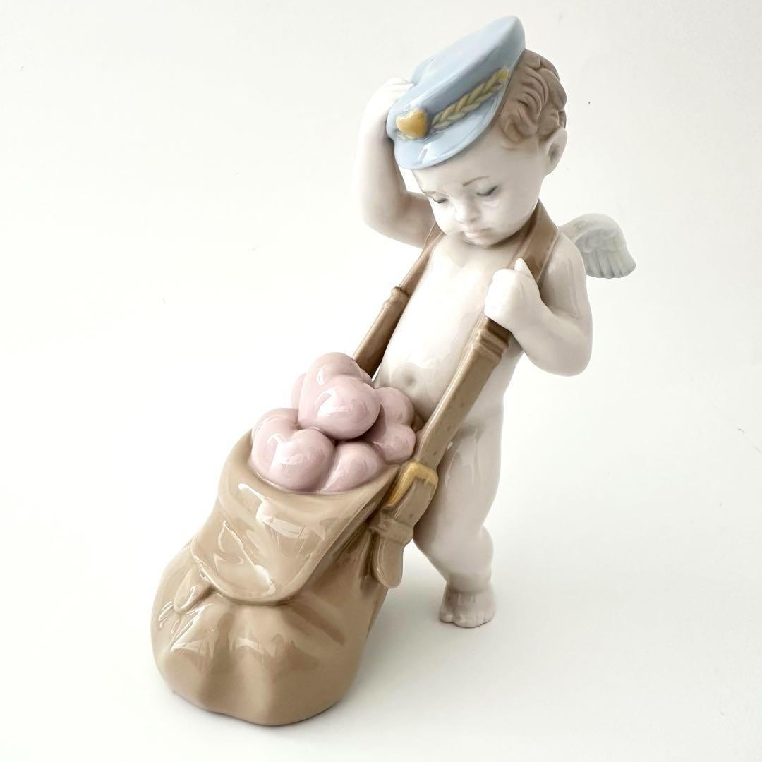 希少 美品 リヤドロ ハートがいっぱい 天使 少年 置物 ポーセリン