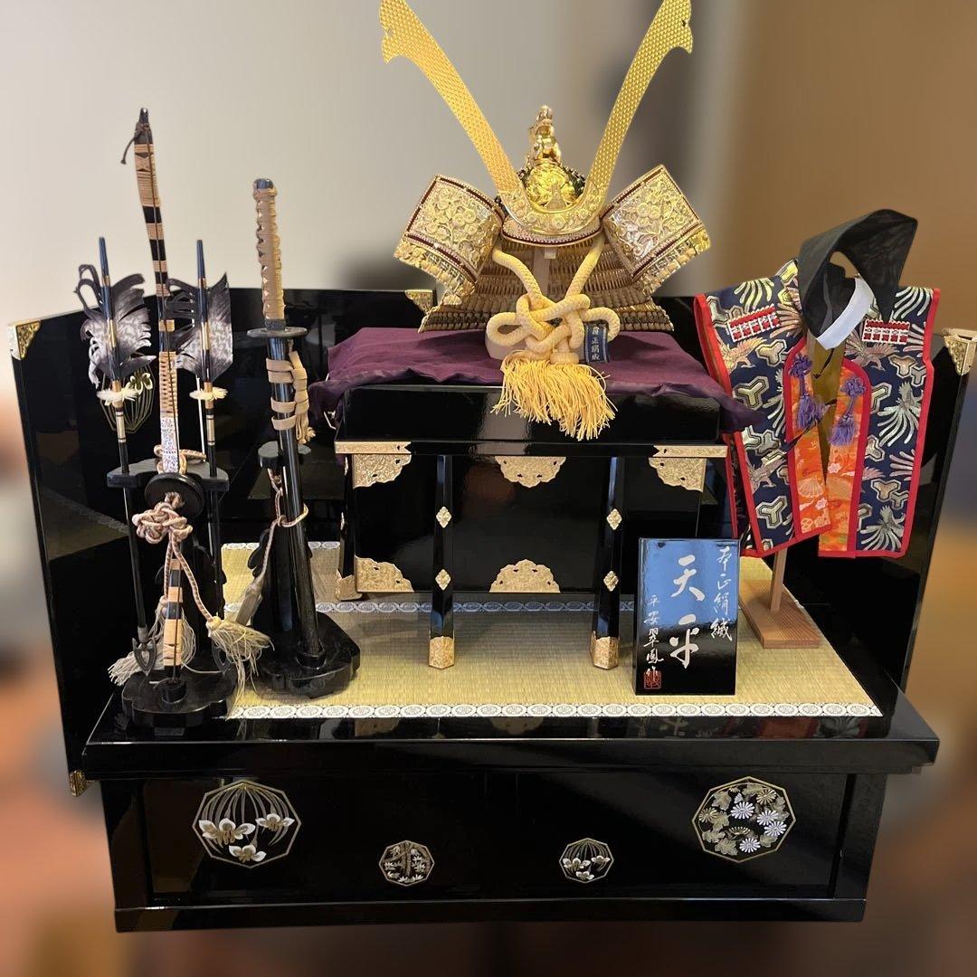 五月人形 兜　伝統的 木製