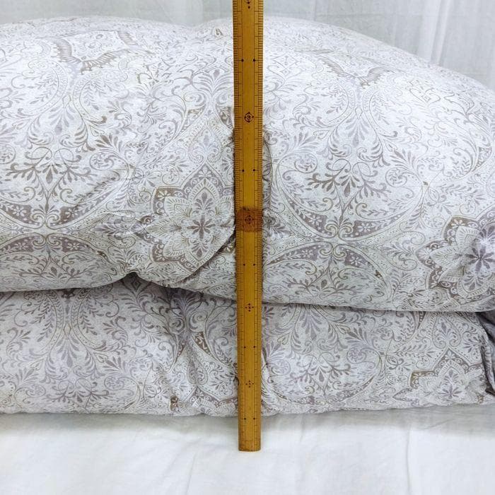 2枚組　新品　西川　羽毛布団　シングル　ホワイトミューラダウン95％ 1.2kg