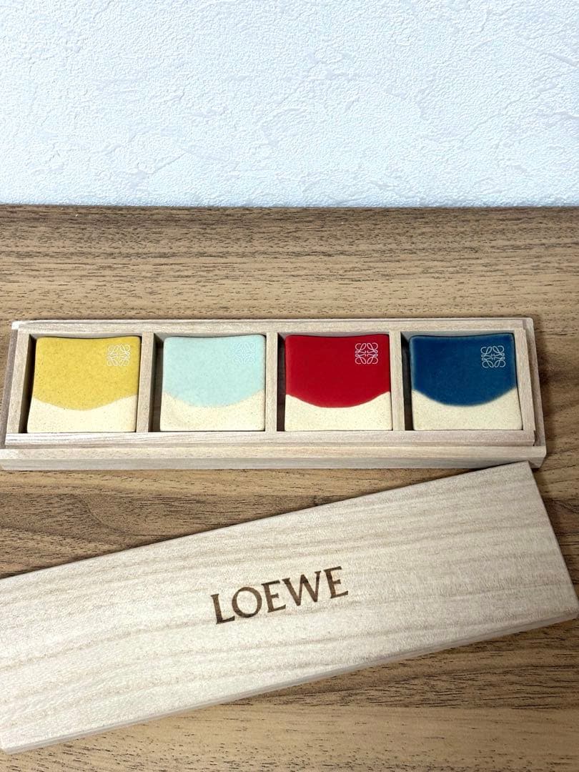 LOEWE 限定ノベルティ 陶器製箸置き 【新品未使用】