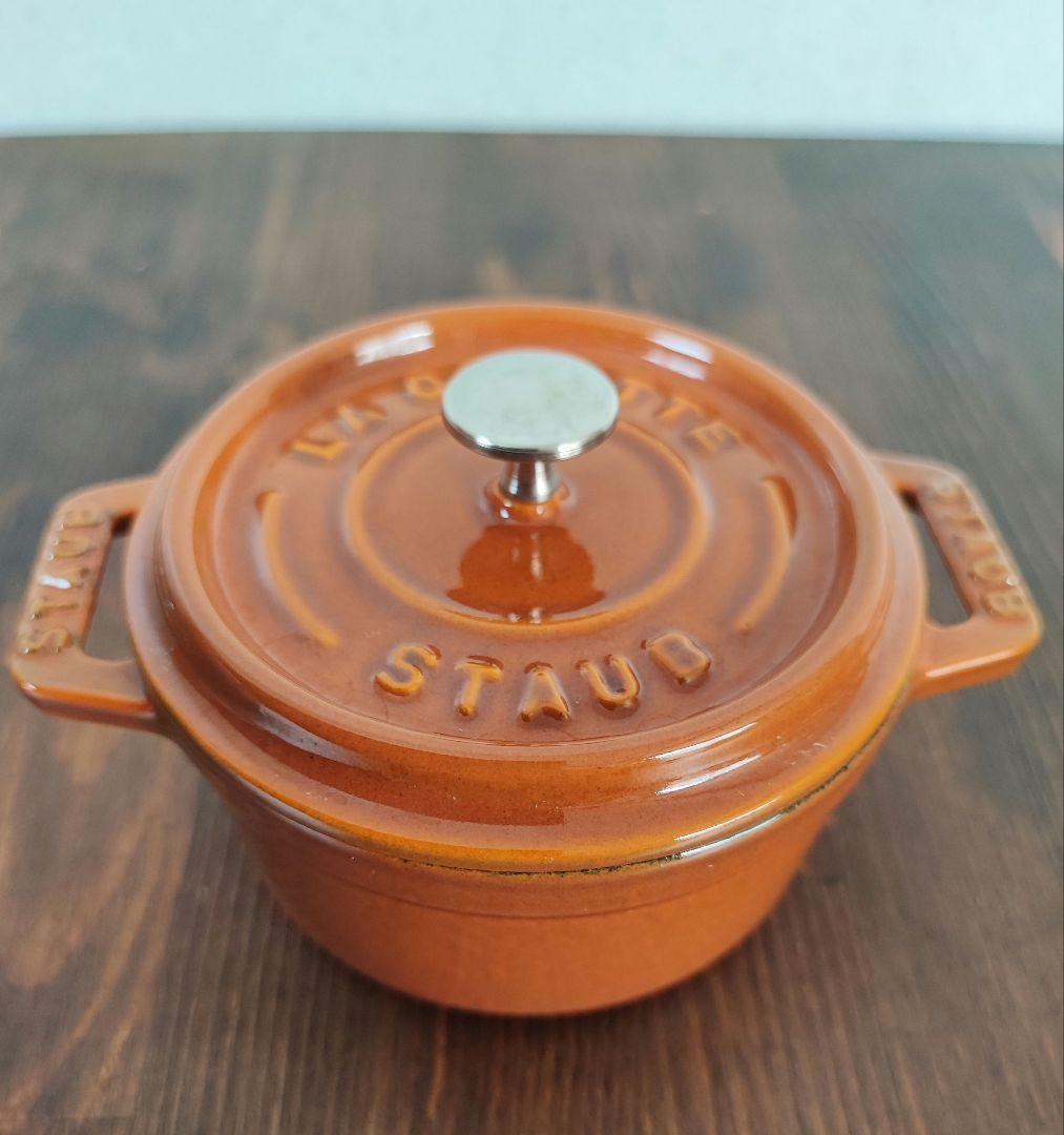 staub　ピコ ココットラウンド 10 シナモン
