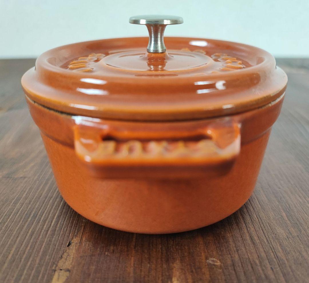 staub　ピコ ココットラウンド 10 シナモン