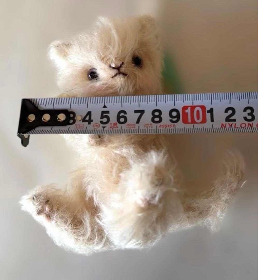 猫の人形　ハンドメイド作品　作家もの