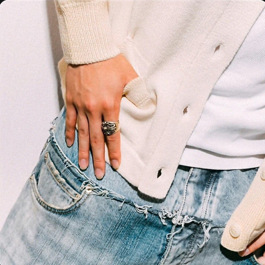 新品】BE:FIRSTカーディガン ファンミ Lサイズ - メルカリ