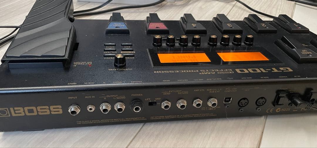 BOSS GT100 ボス　GT100