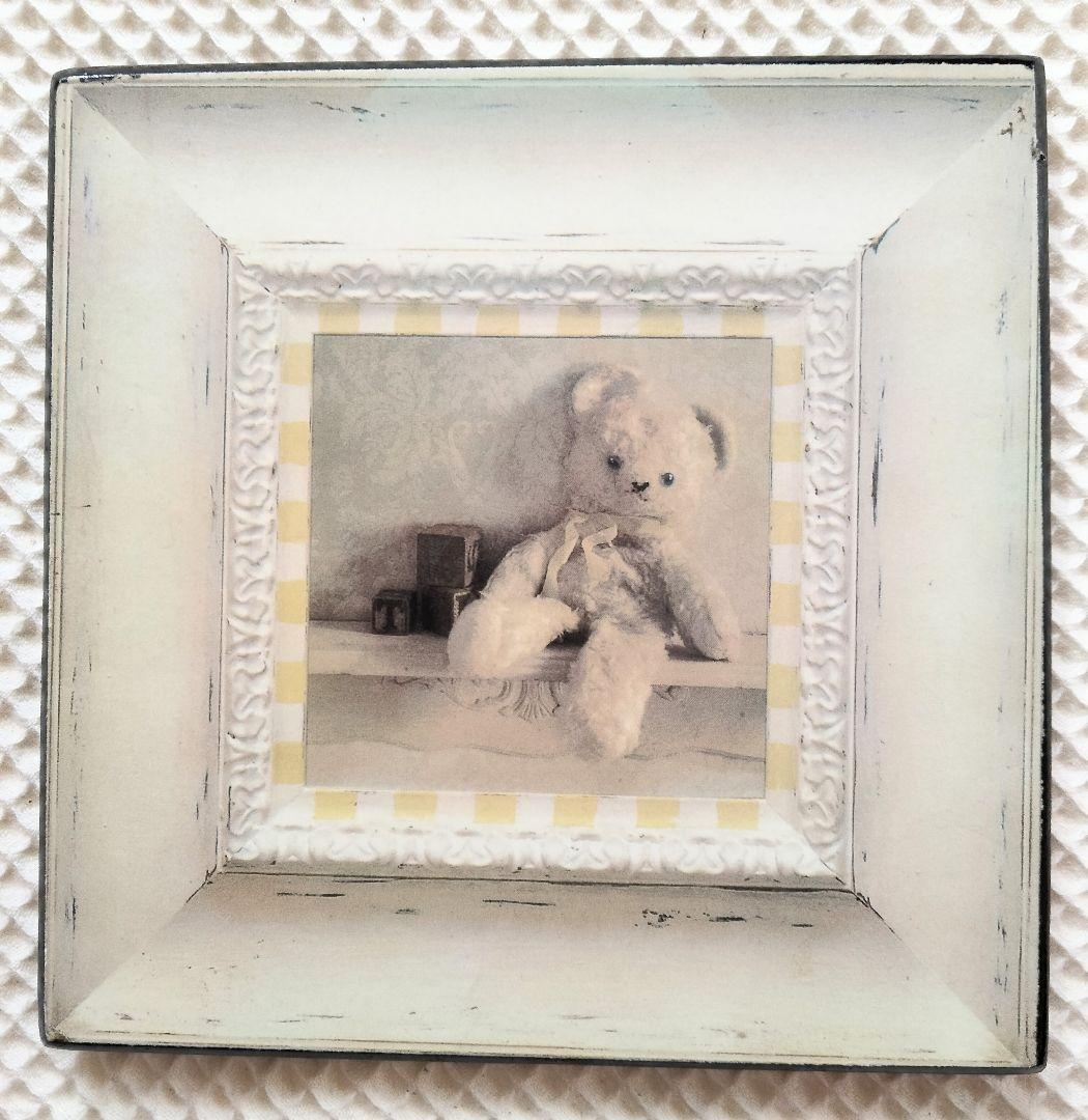 テディベアのアンティーク調フレーム - メルカリ