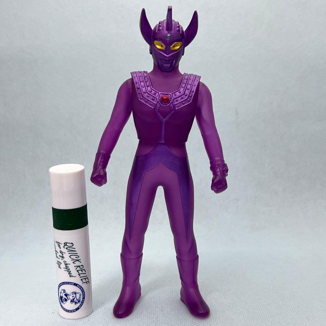 限定ソフビ ウルトラマンタロウ 闇堕ちver - メルカリ